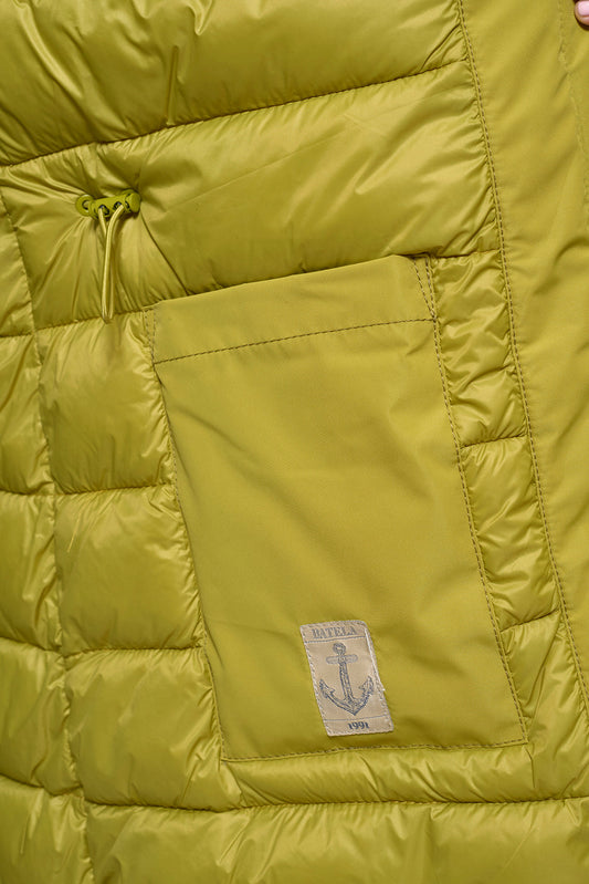 Waterproof coat with waist detail