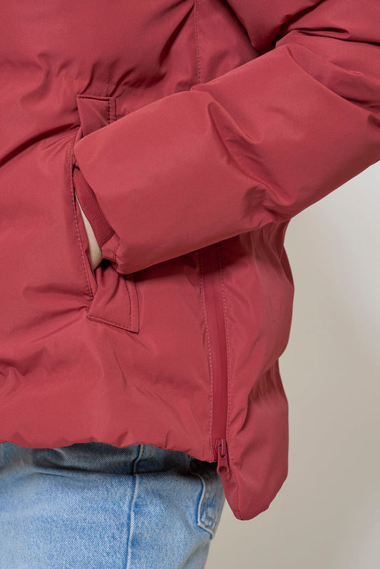 Short, 100% waterproof puffer jacket