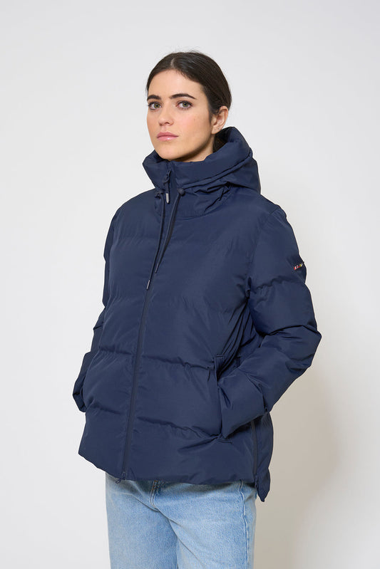 Short, 100% waterproof puffer jacket