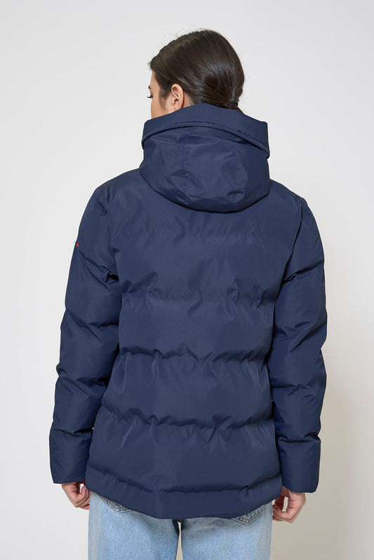 Short, 100% waterproof puffer jacket