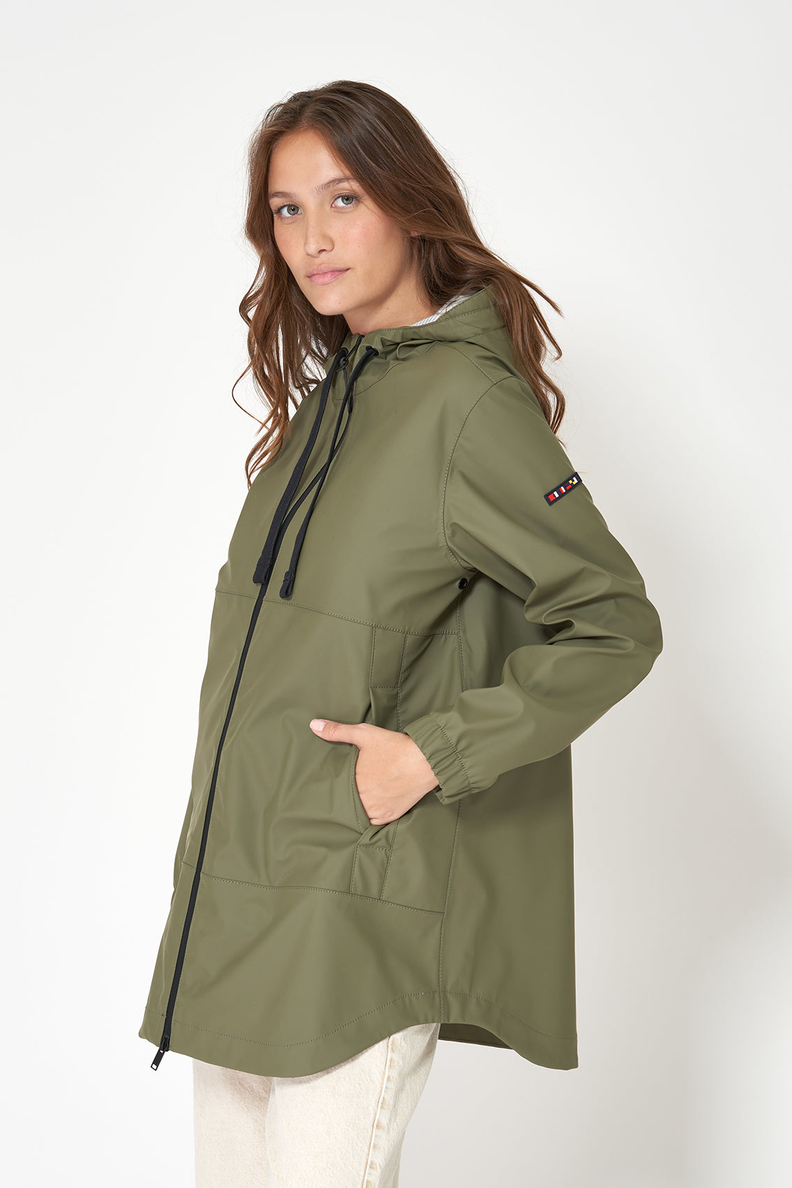 100% waterproof raincoat with heat-sealed seams
