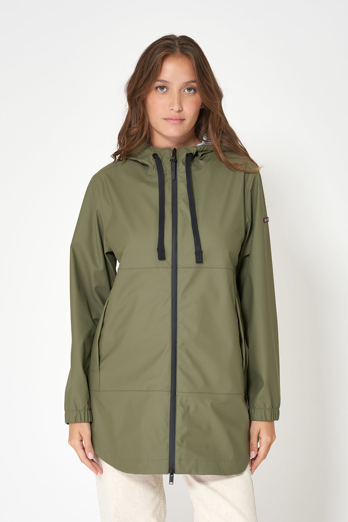 100% waterproof raincoat with heat-sealed seams