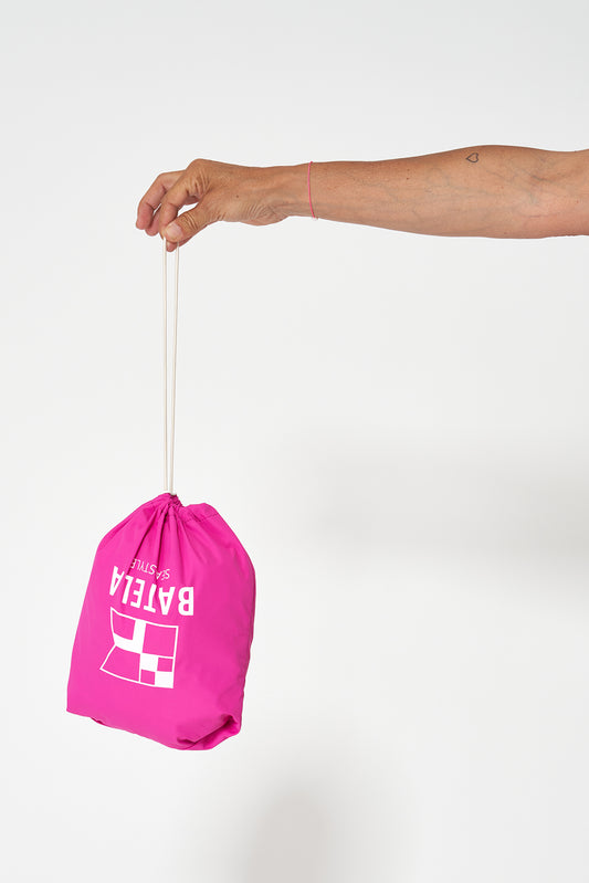 Chaqueta corta técnica 100% impermeable packable