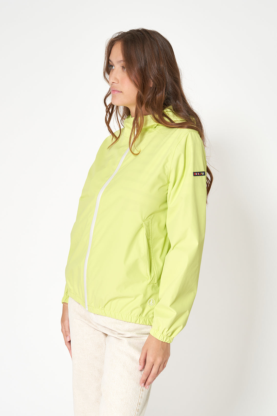 Women's 100% waterproof packable short raincoat