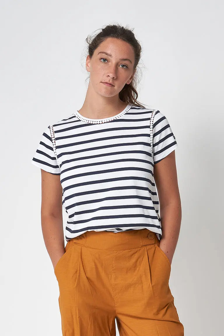 Batela navy t-shirt