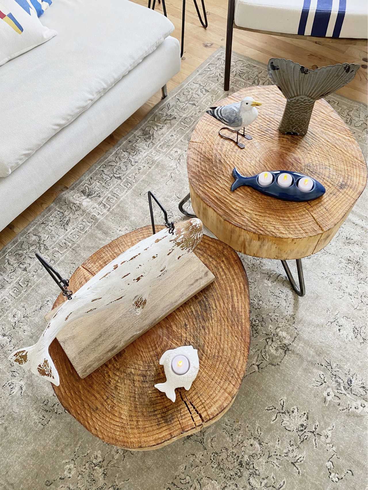 Ballena grande con base de madera Batela