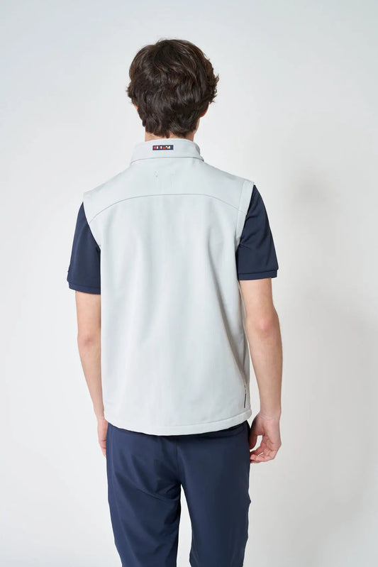 Softshell vest with zipper