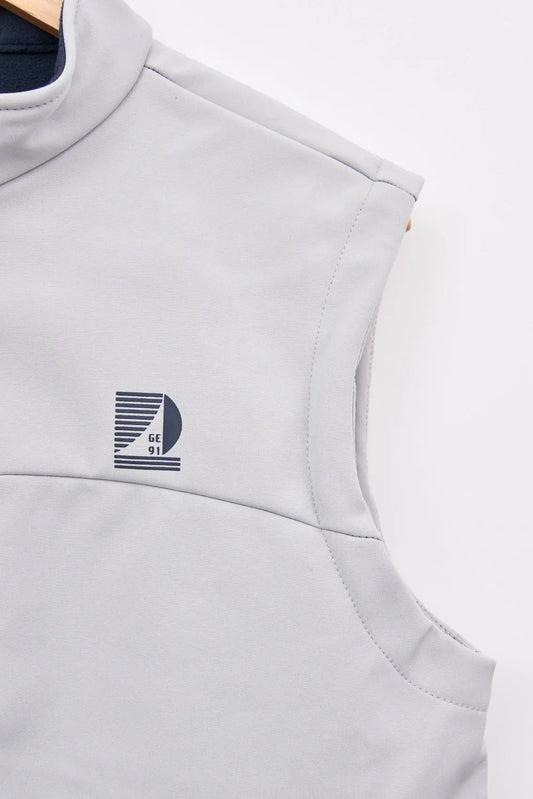 Softshell vest with zipper