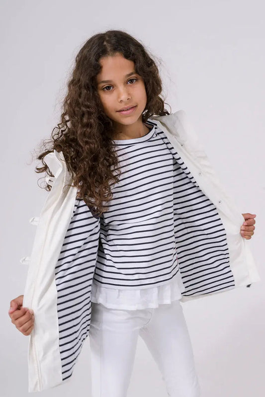 Girl's raincoat with fish buttons