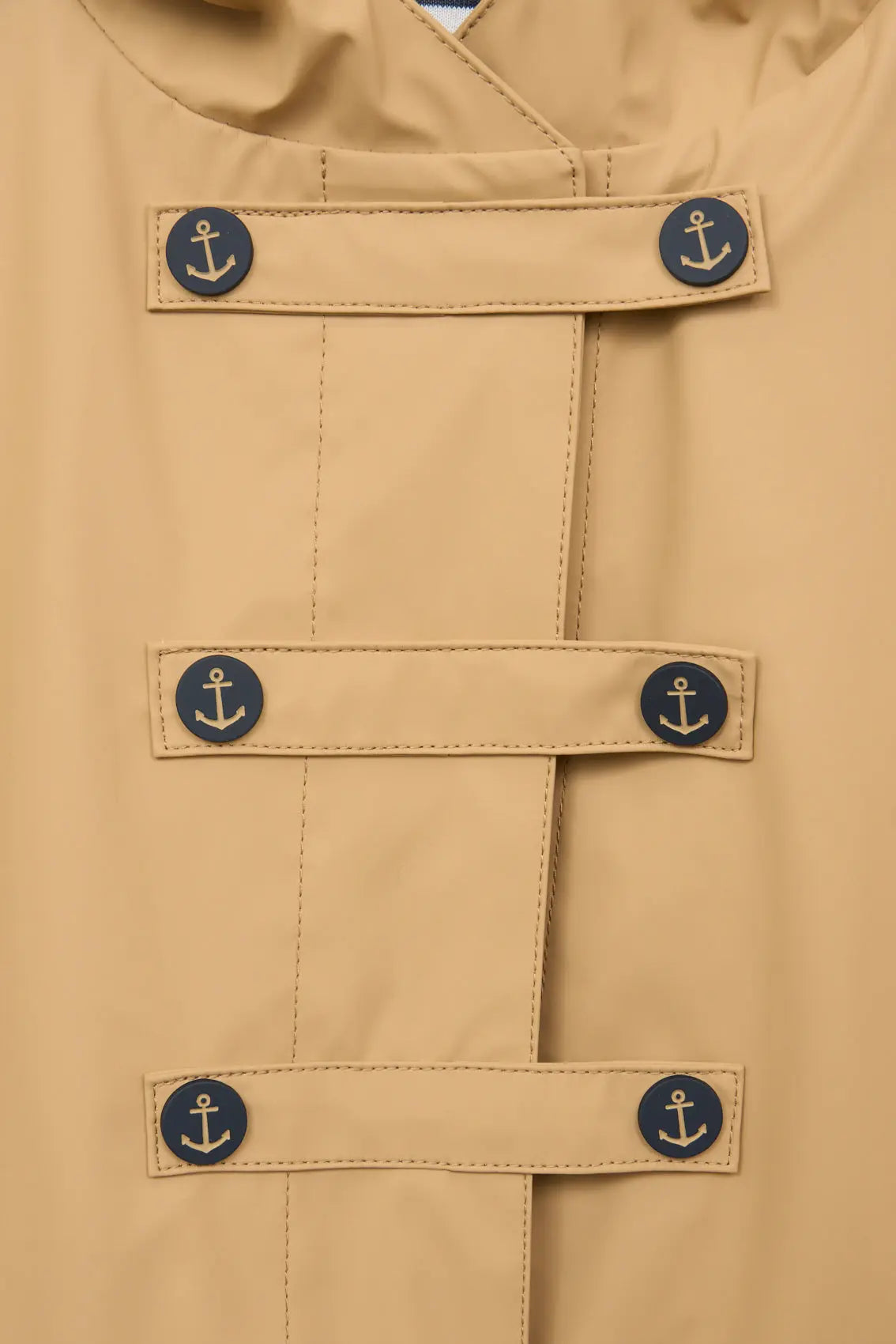 Sailor raincoat with anchor details
