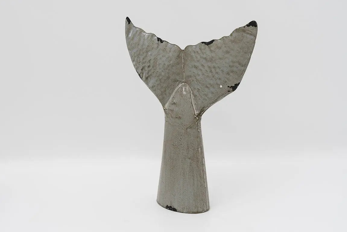 Cola de ballena decorativa de metal - D1991