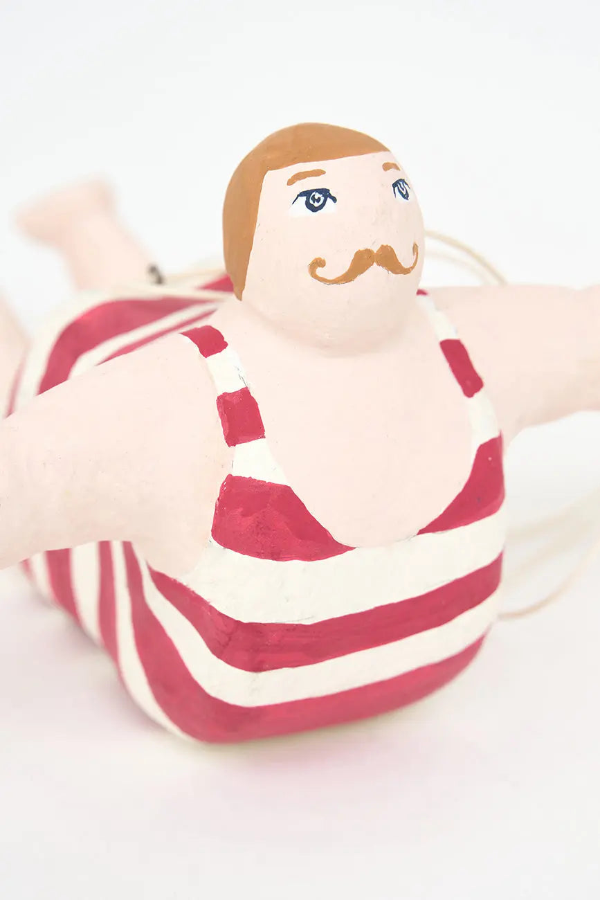 Colgante bañista de papel maché . Decoración marinera