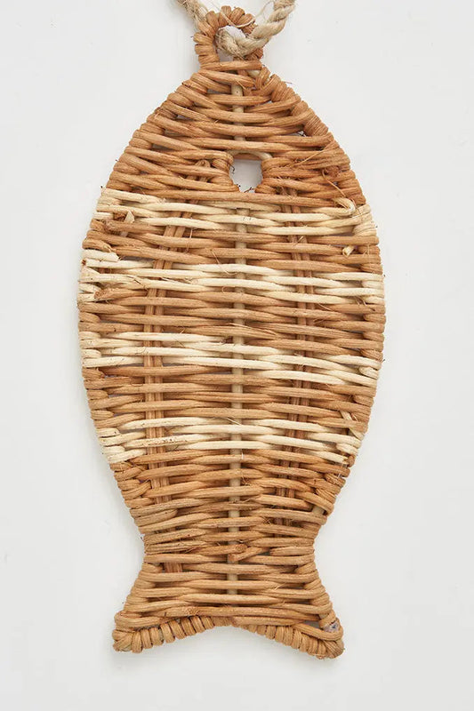 Colgante de ratán con forma de pez