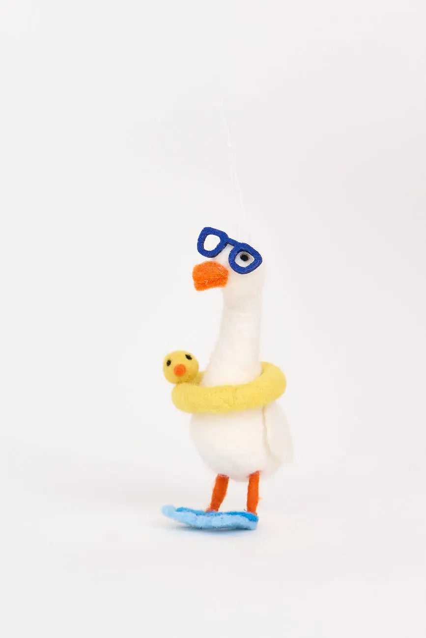 Pendentif en feutre pour arbre de Noël avec canard nageur à lunettes