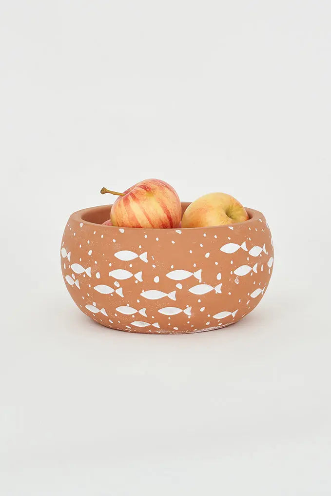 Cuenco de cemento con peces BATELA