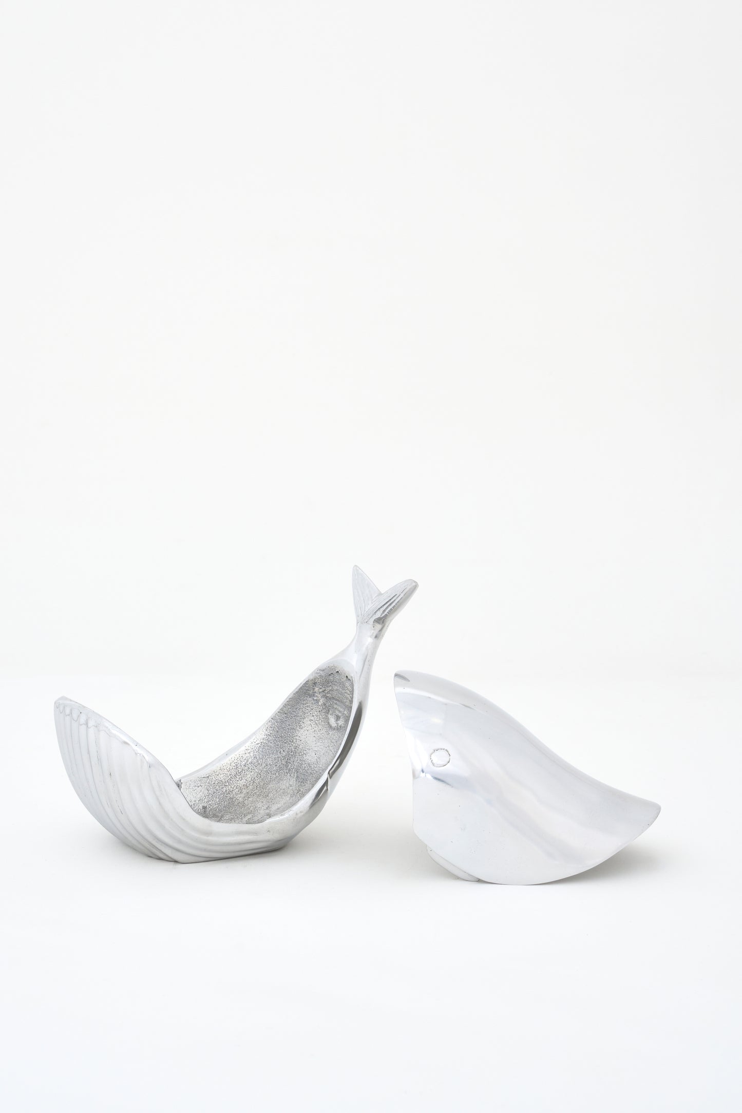 Decorative whale-shaped aluminum box