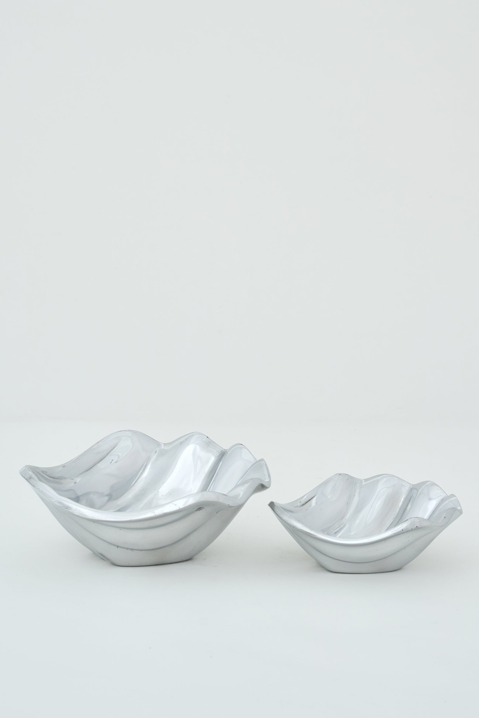 Large ceramic shell bowl