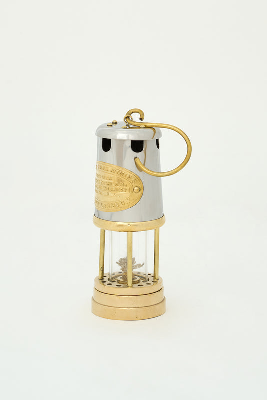 Lámpara decorativa formato compacto