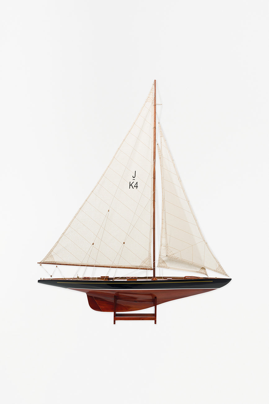 Maquette de voilier ‘columbia’ en bois (moyenne)
