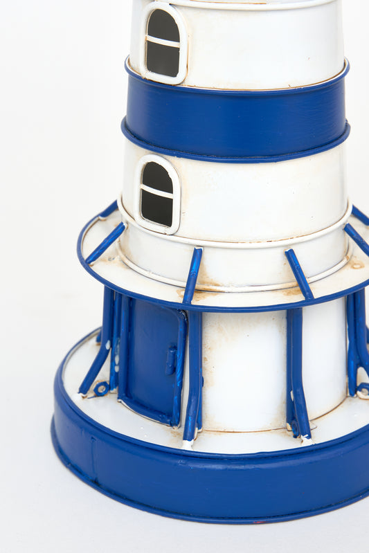 Lanpara apaingarri gorria, itsasargi-formakoa