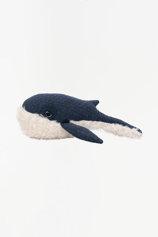 Baleine en peluche