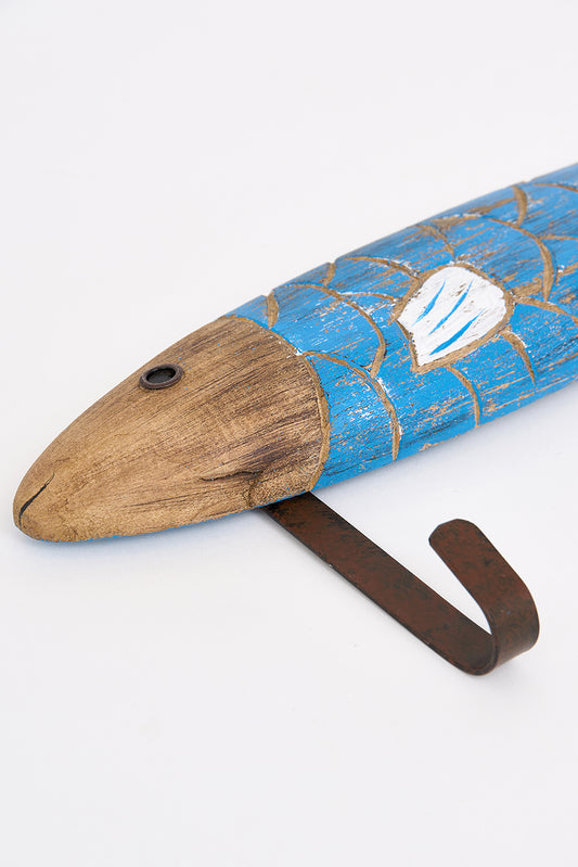 Fish-shaped coat rack with 3 hooks