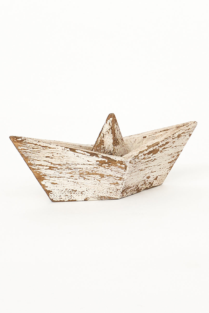 White aged wooden boat - D2240
