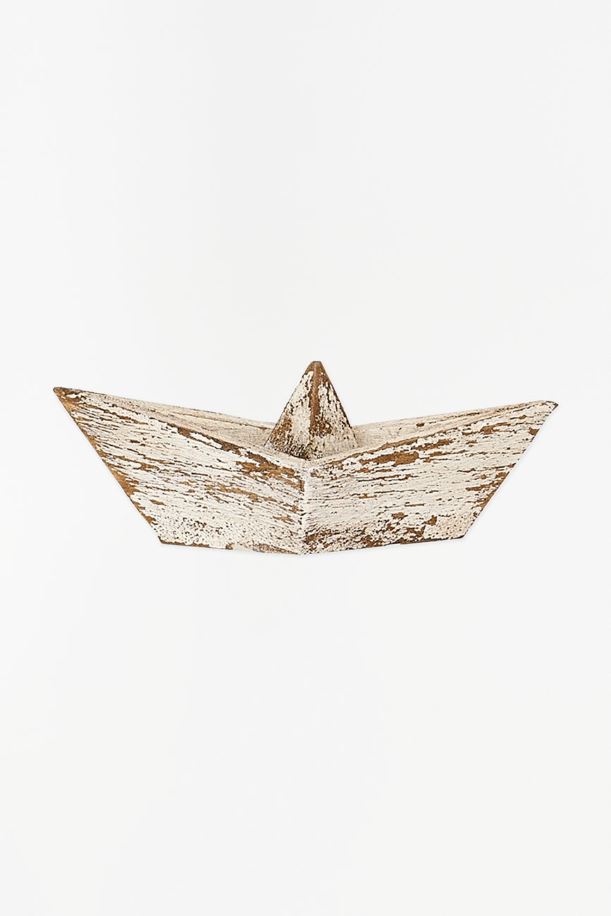 White aged wooden boat - D2240