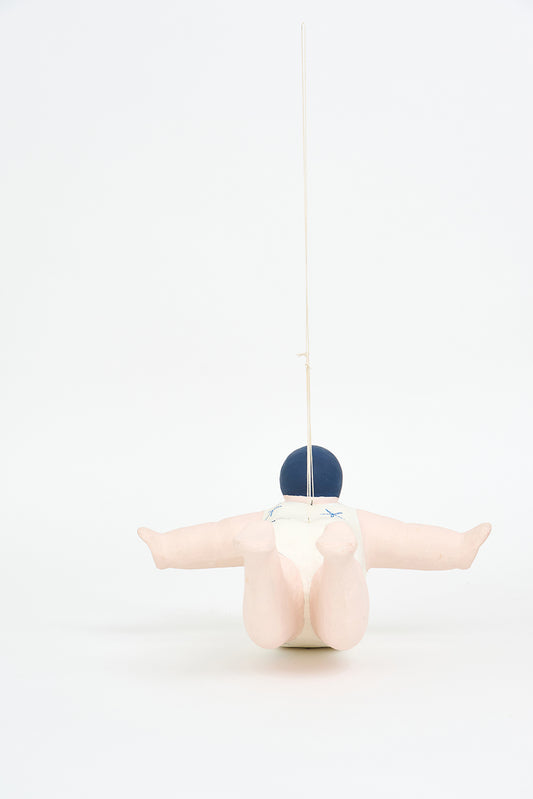 Bañista hecha en papel maché para colgar