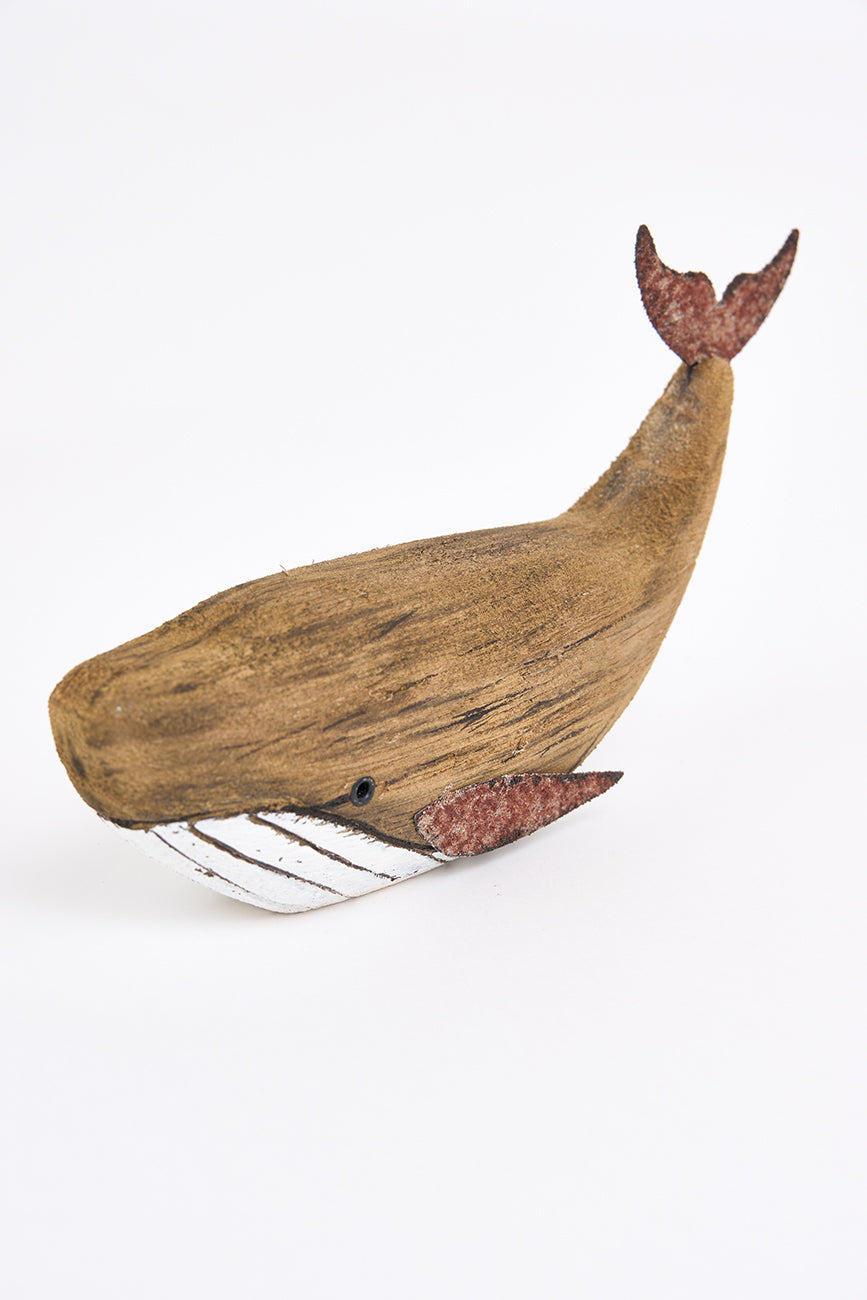 Pequeña ballena de madera con toque envejecido