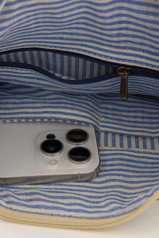 Crossbody bag with shell print