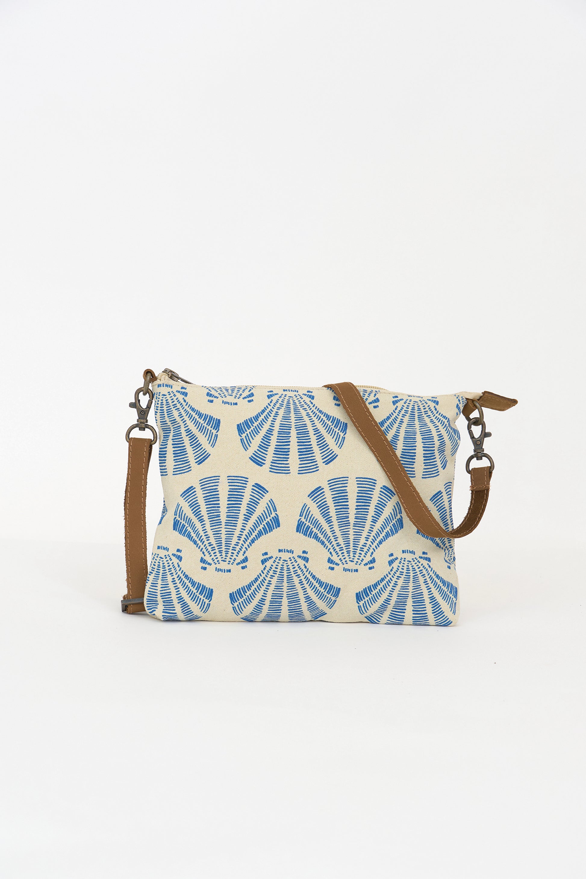 Bolso bandolera con estampado de conchas
