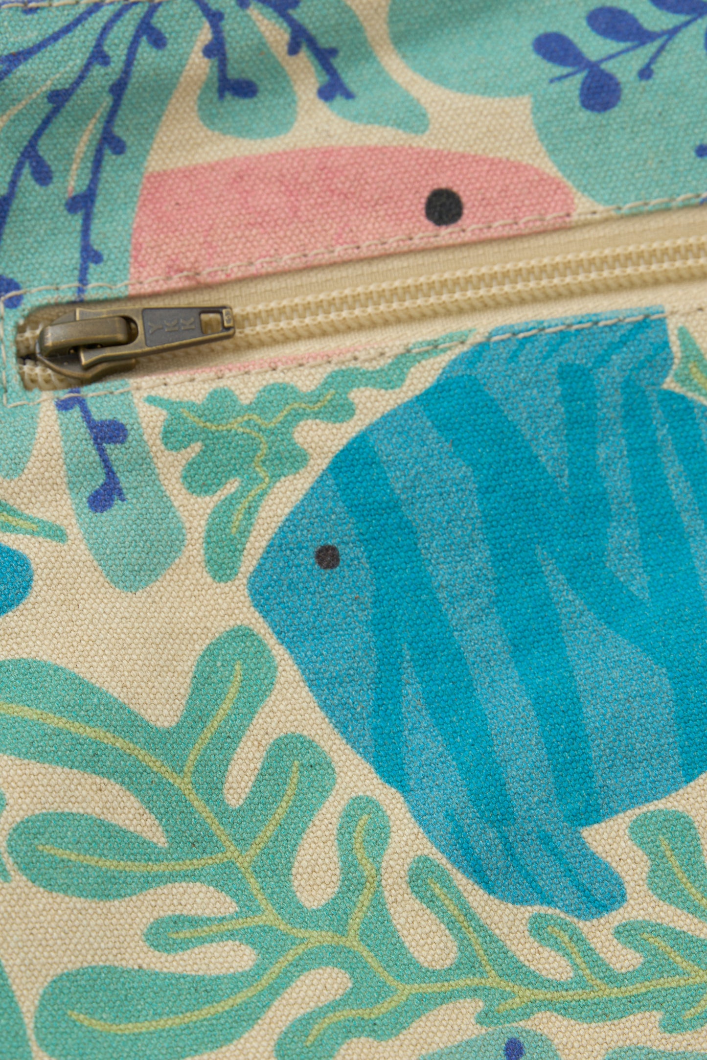 Soinean gurutzatzeko poltsa itsas estanpatuarekin