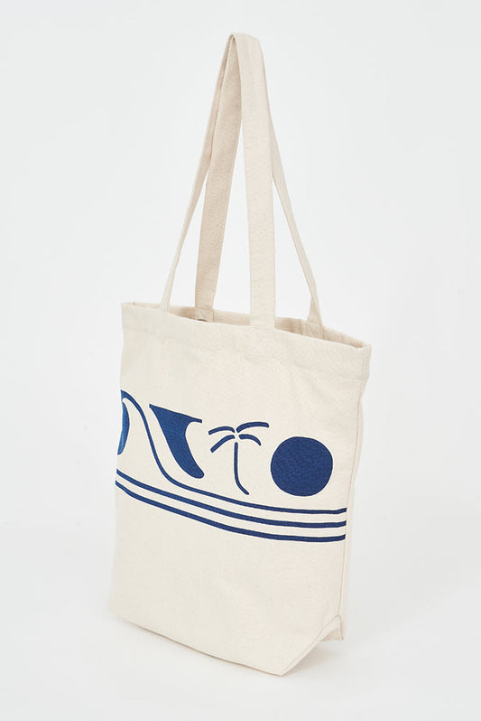 Tote bag with surfer motifs