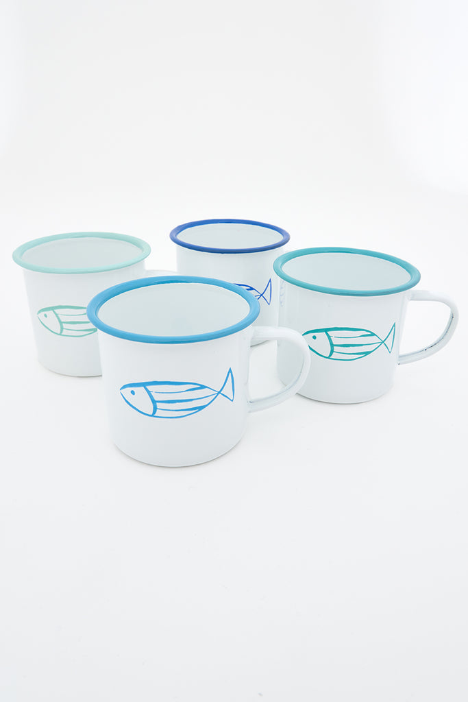 4 mugs o tazas esmaltadas con pez