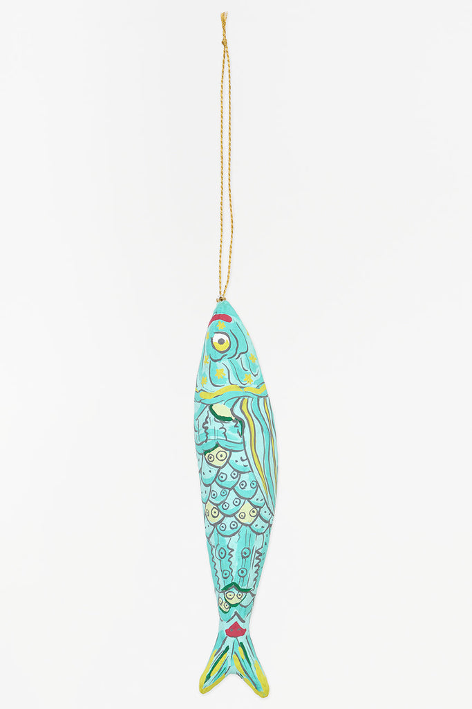 Colgante navideño forma de pez en papel maché