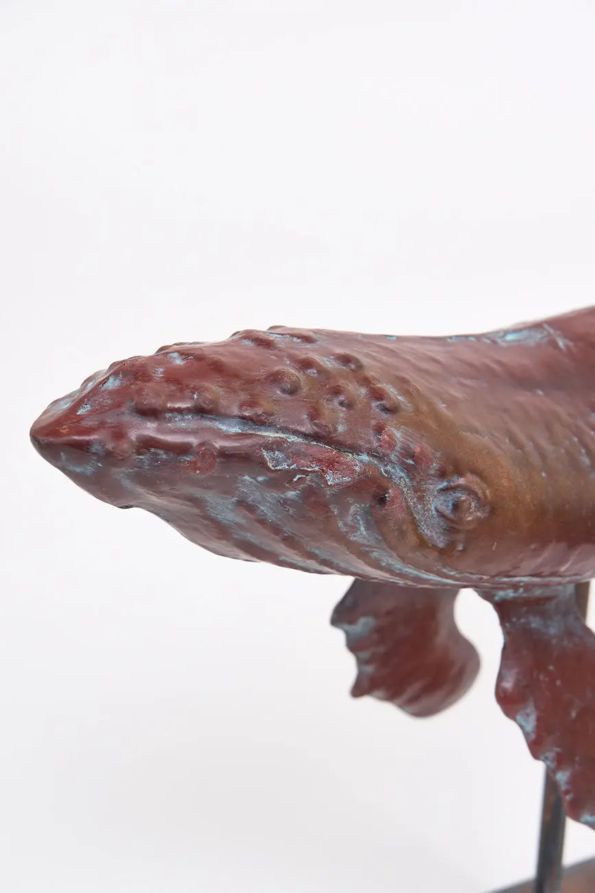 Ballena jorobada tamaño grande decorativa con base de metal