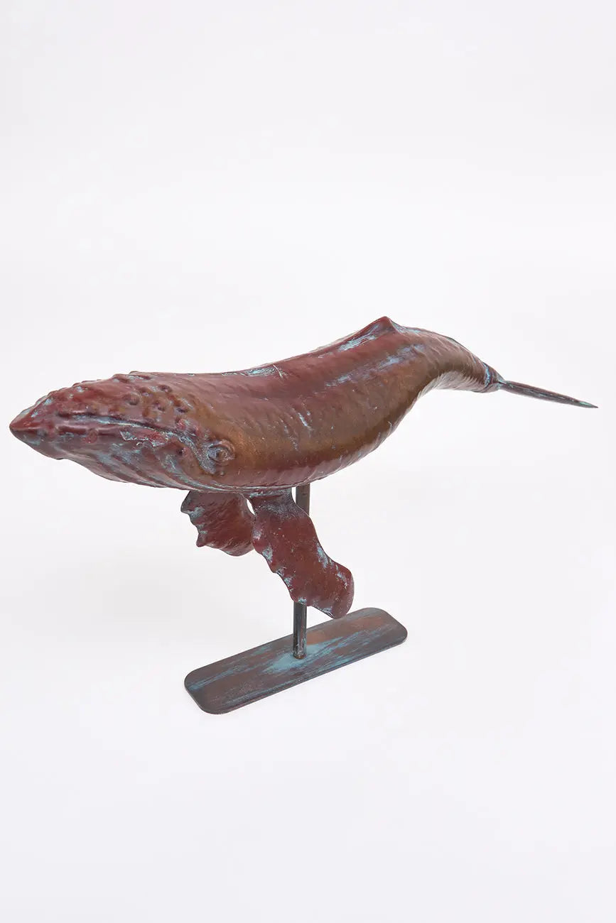 Ballena jorobada tamaño grande decorativa con base de metal