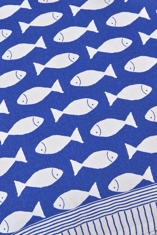 Cojín de algodón con estampado de peces