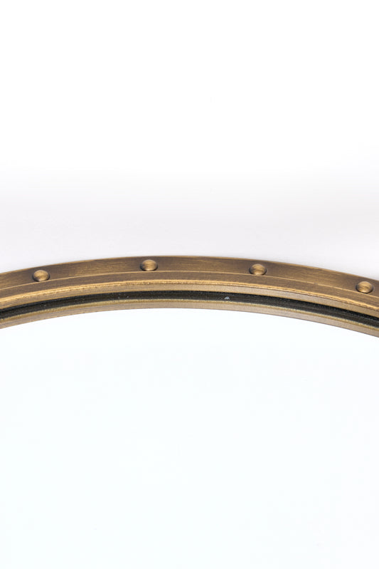 Aluminiozko markoa duen ispilu biribila