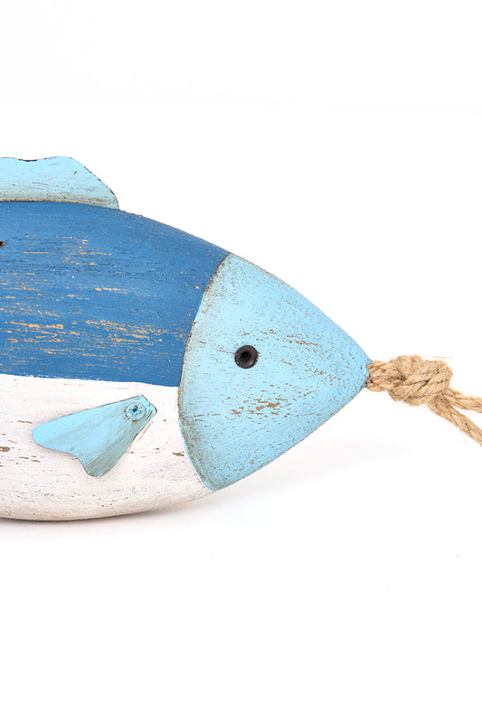 Colgante con forma de pez en madera envejecida