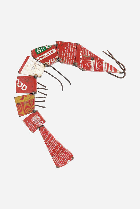 Gamba decorativa de metal reciclado