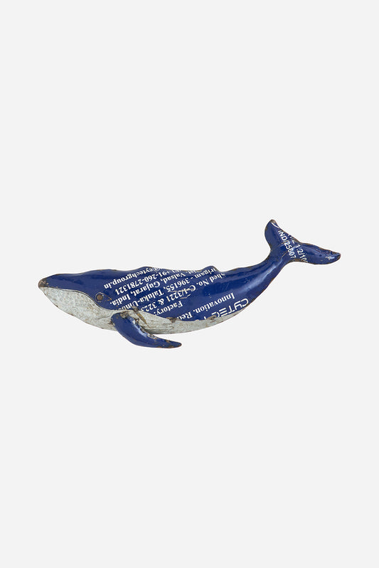 Ballena decorativa de metal reciclado
