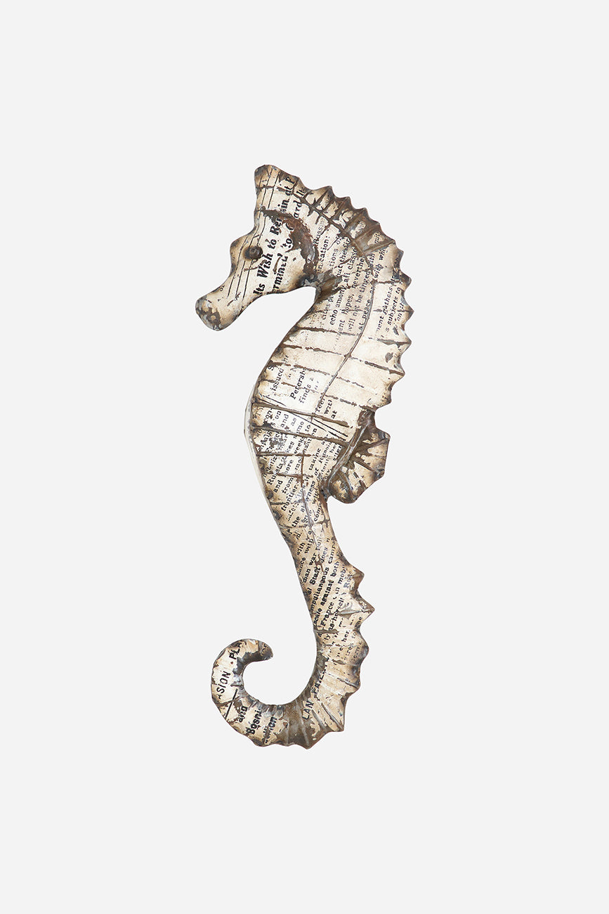 Caballito de mar decorativo de metal reciclado