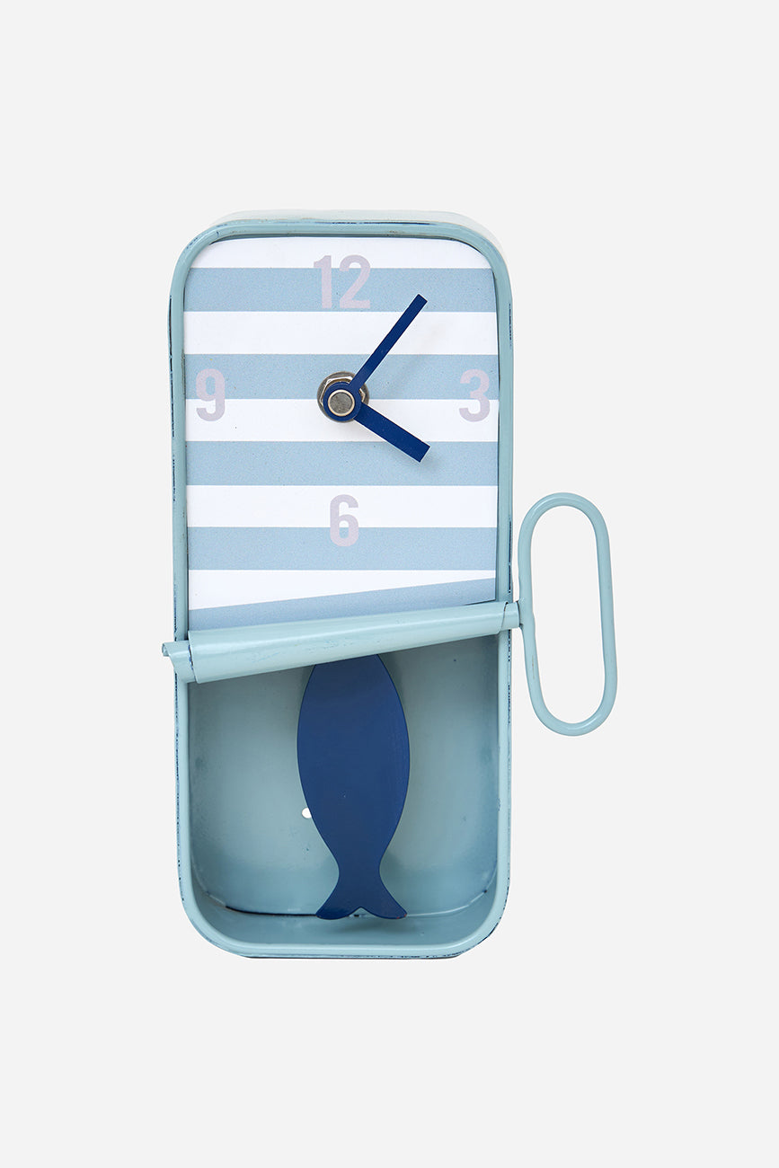 Reloj decorativo con forma de lata de conserva
