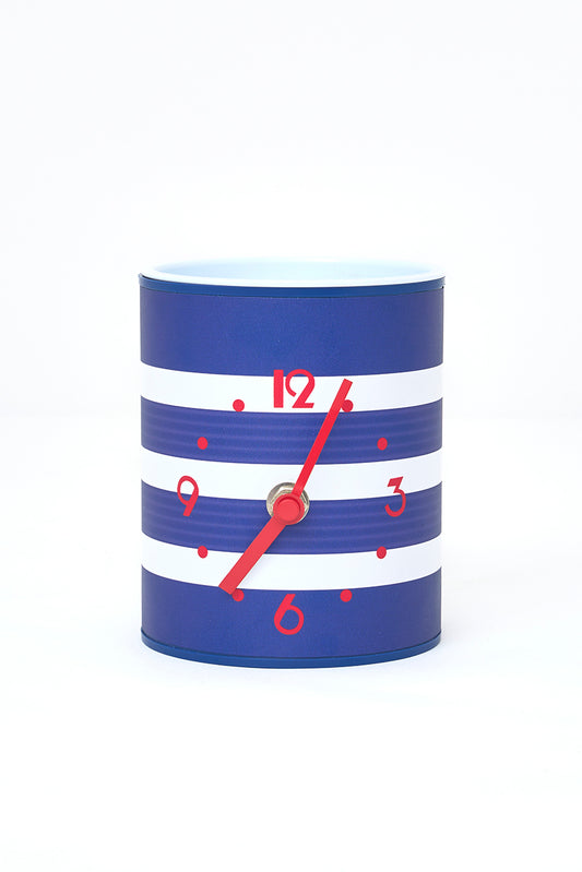 Pot à crayons navy horloge en plastique à rayures