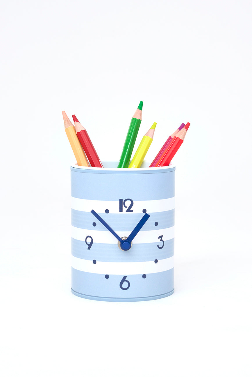 Pot à crayons horloge en plastique à rayures