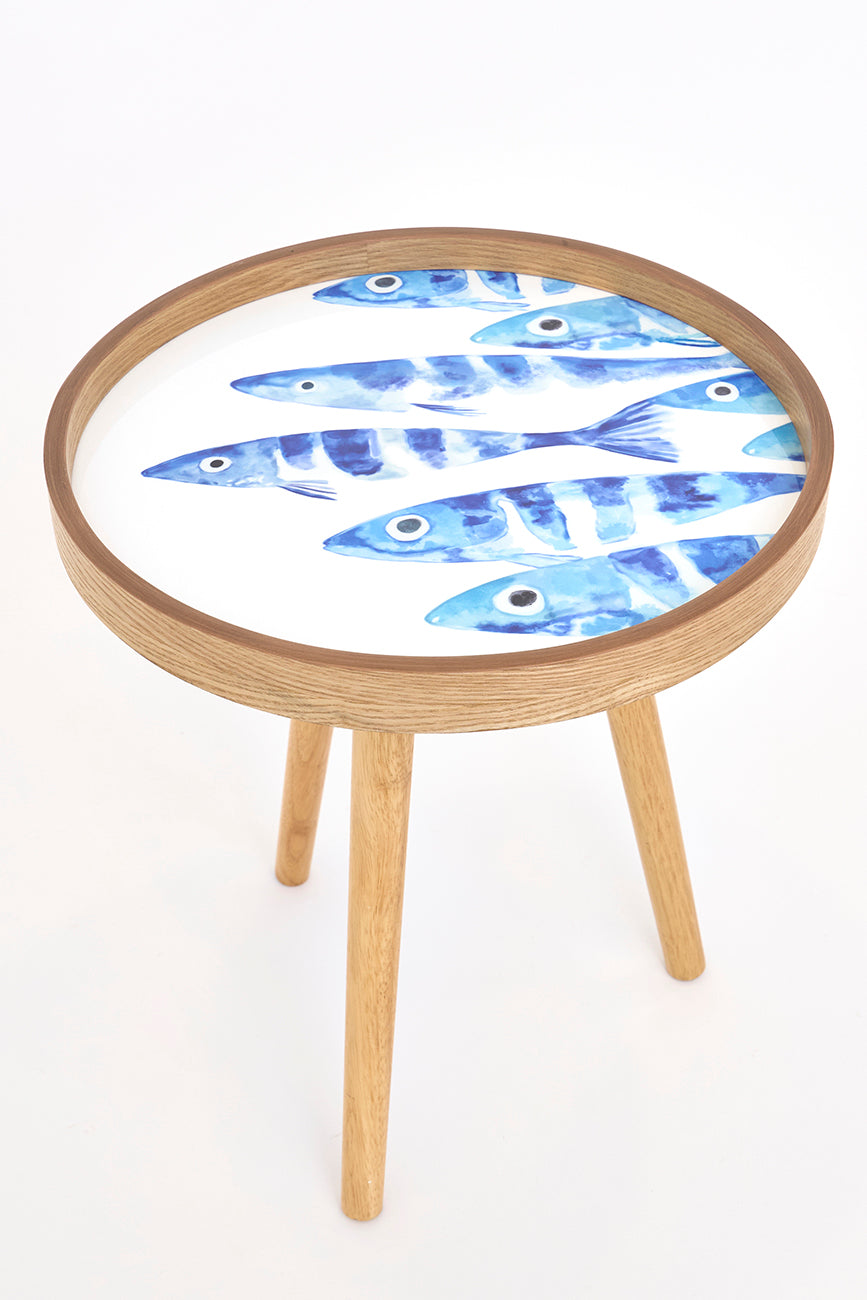Set de 3 mesas redondas de madera esmaltada con banco de peces