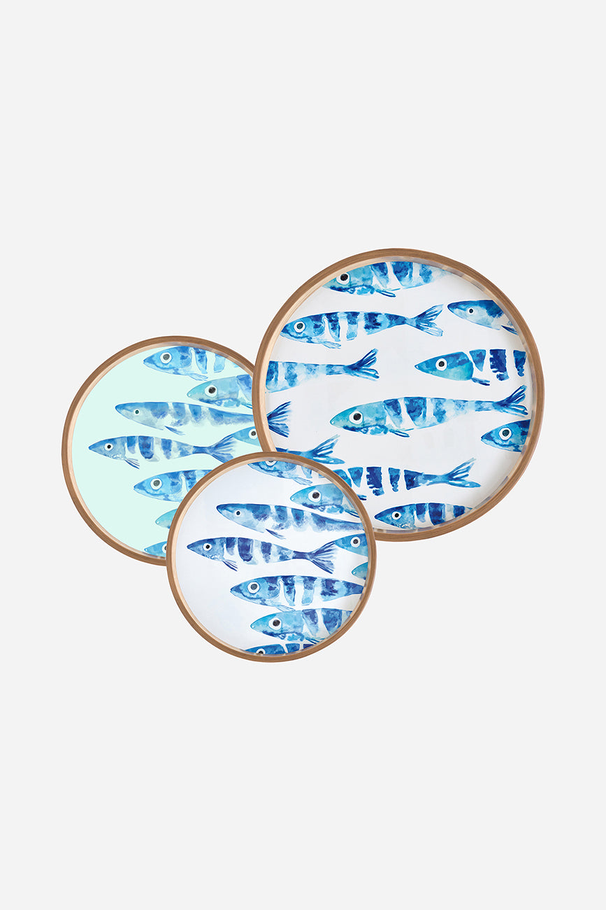 Set de 3 mesas redondas de madera esmaltada con banco de peces