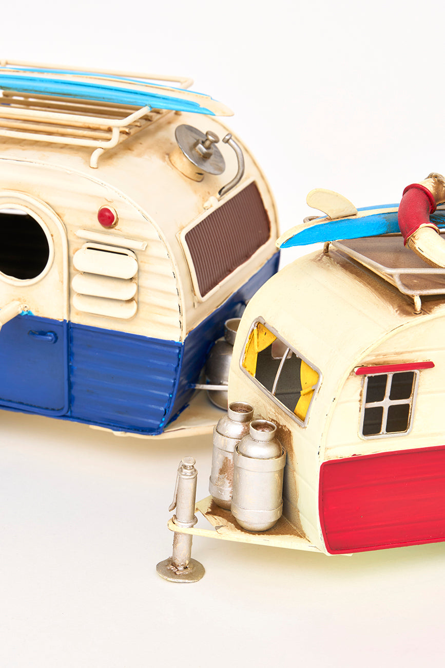 Caravana surfera decorativa de metal